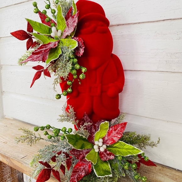 Red Flocked Santa - Picture 1 of 1